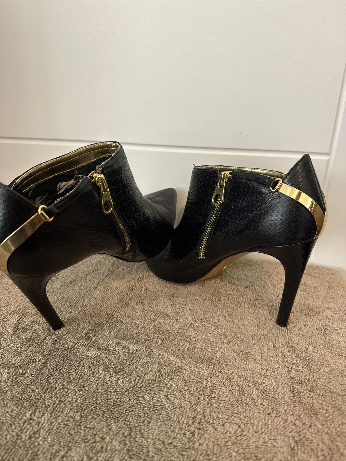 Ted Baker Ted Baker Black Pointed Leather Ankle Boots Size US 10 / IT 40 - 6 Thumbnail