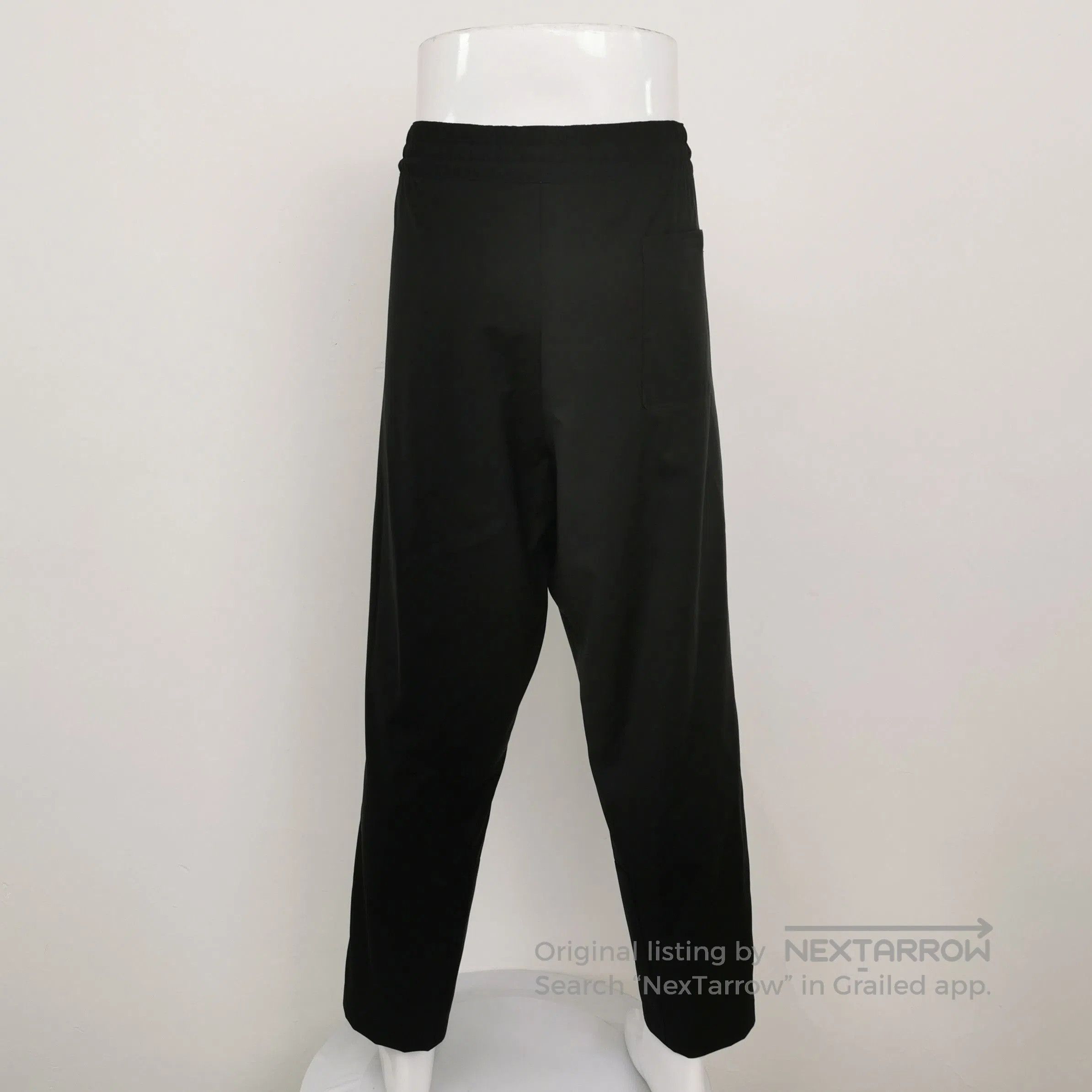 Prada Prada Black Wool Trousers in Size L . Size 30" / US 8 / IT 44 - 2 Thumbnail