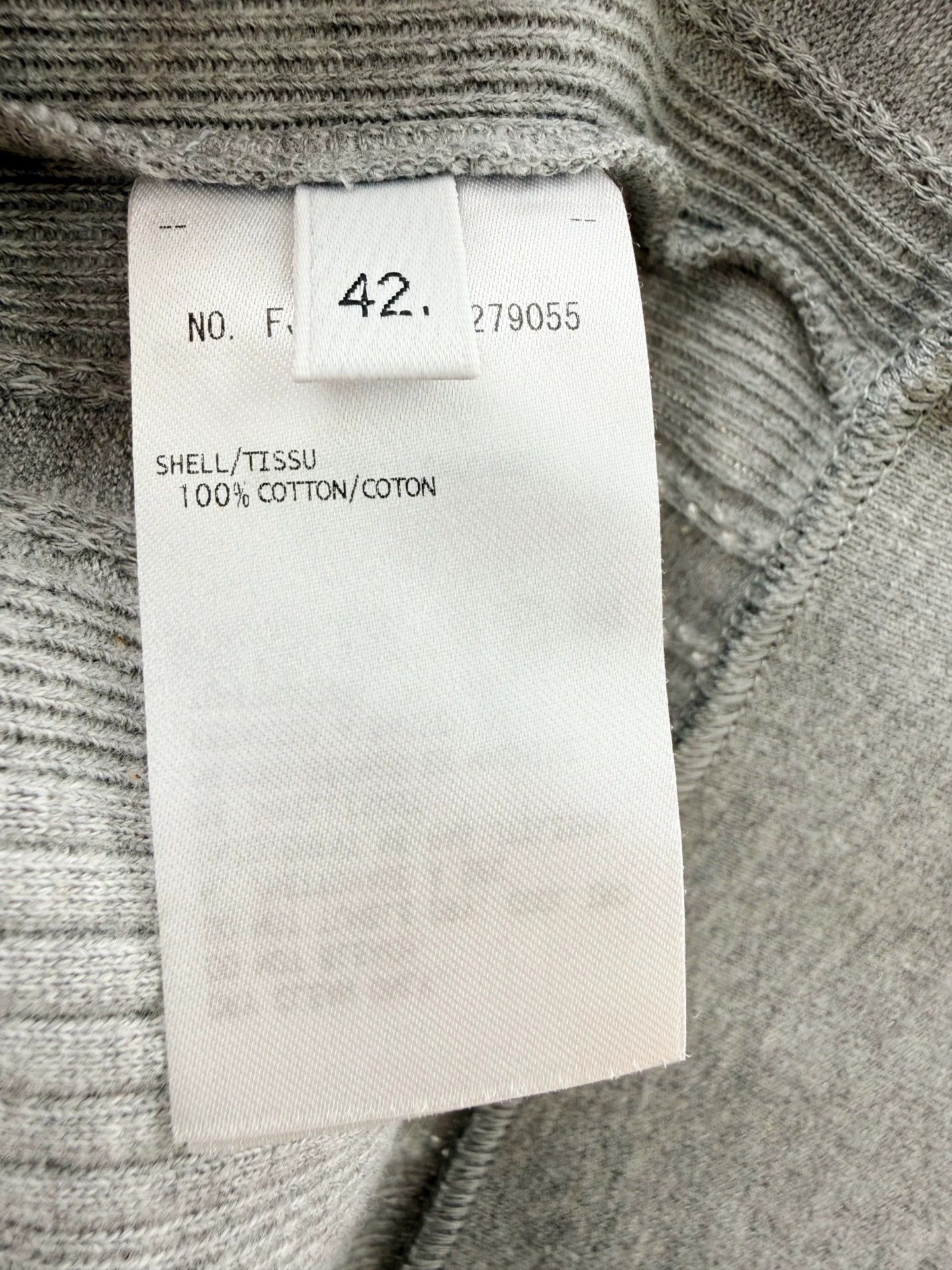 Thom Browne Tb Short Sleeve 42 - Almost New in Gray, Women's — image 4 of 6