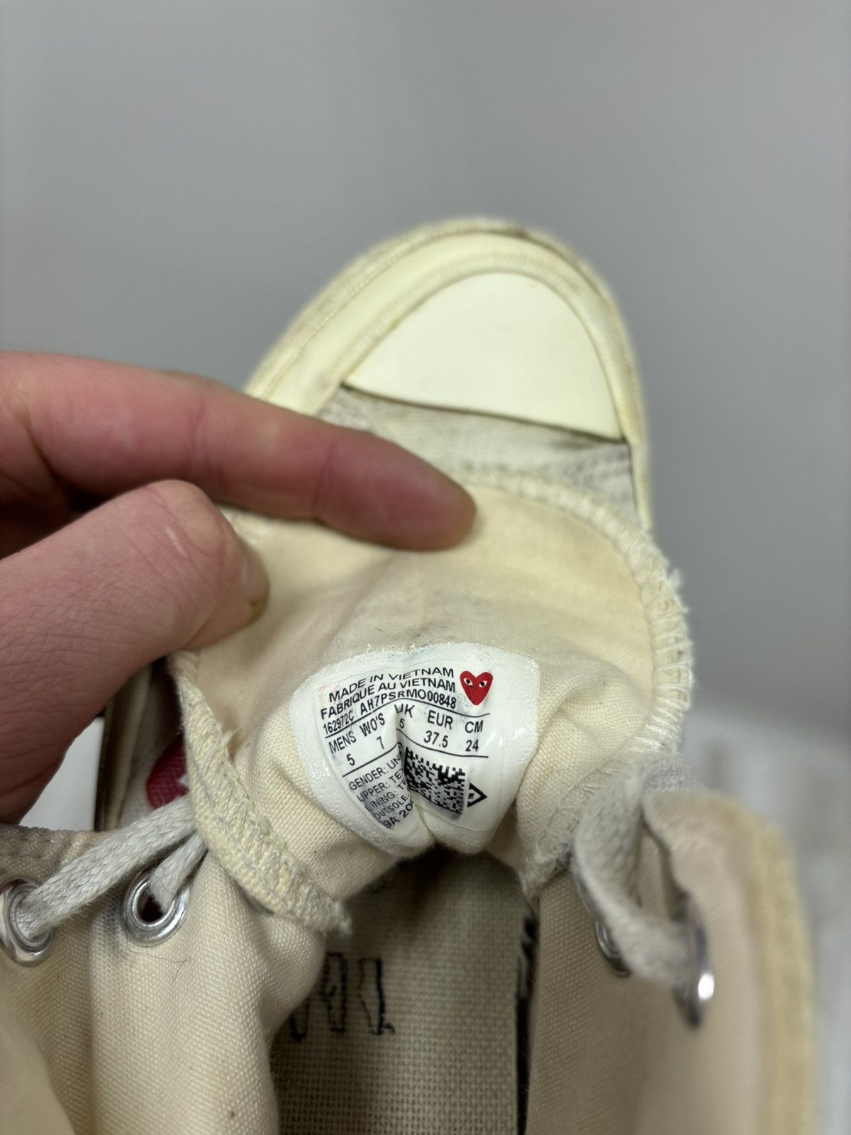 Comme des Garcons × Converse Womens sneakers Converse Play Comme des Garcons Size 37.5 Size US 7 / IT 37 - 11 Thumbnail