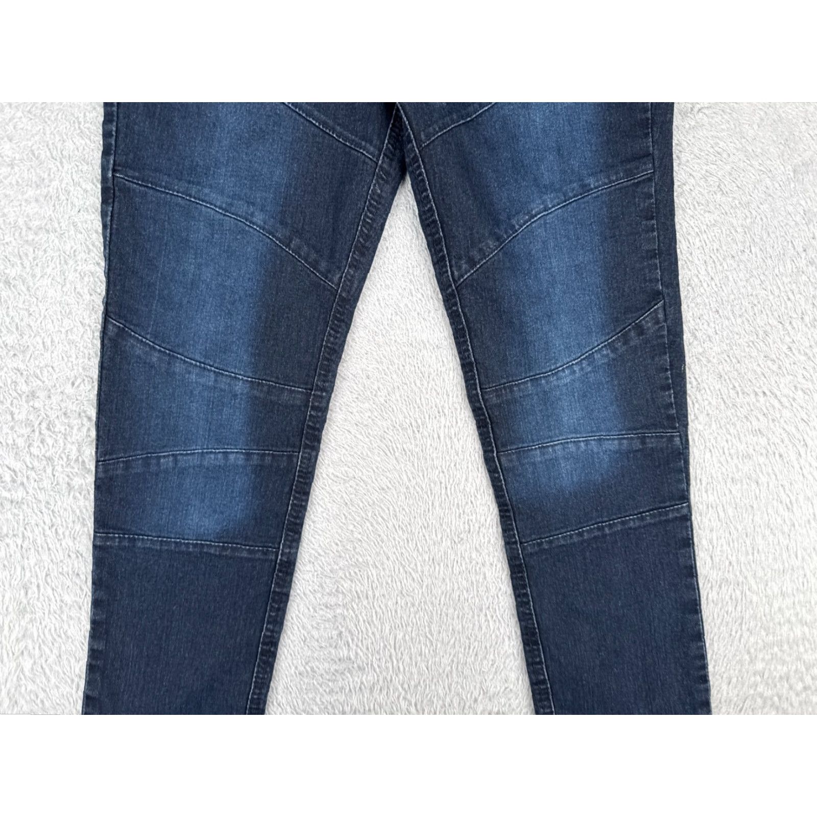 Vintage Denim Trends Jeans Womens Jeans Blue Dark Wash Mid Rise Stretch 30x30 Bootcut 5-Pocket Denim Trends Womens Boys? Size 30" / US 8 / IT 44 - 3 Thumbnail