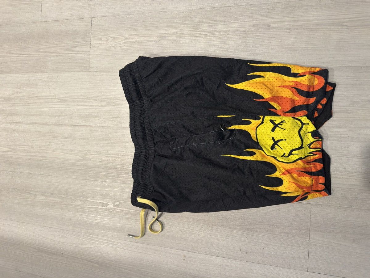 Designer Vintage Casual Shorts Size US 32 / EU 48 - 2 Thumbnail