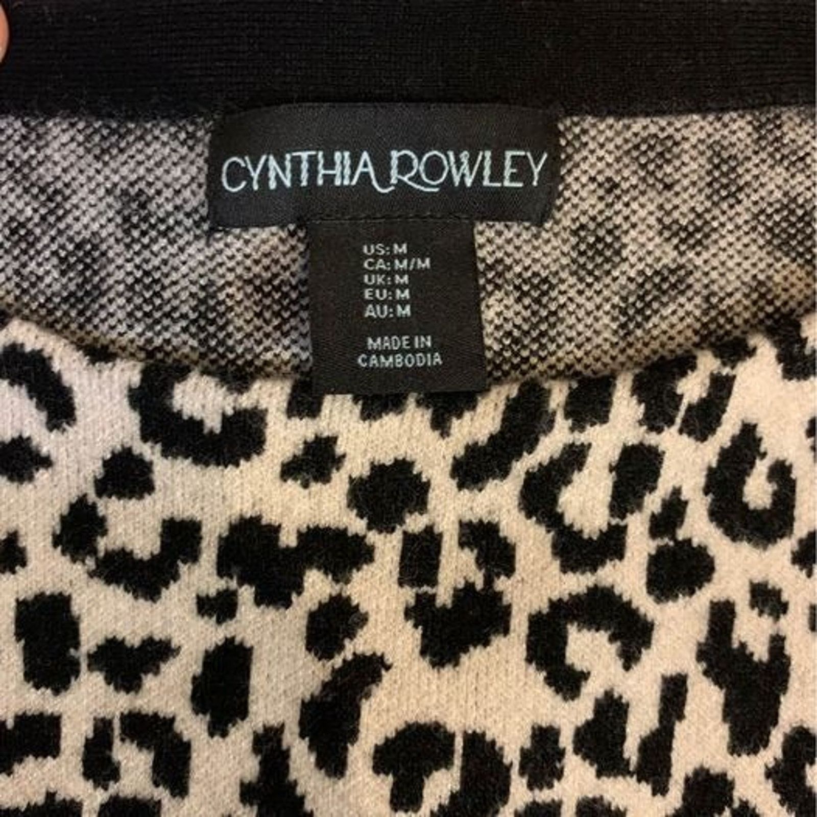 Cynthia Rowley Cynthia Rowley Women’s leopard print sweater size M Size M / US 6-8 / IT 42-44 - 4 Thumbnail