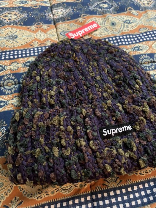 Supreme Supreme Chenille Beanie fw23 hat cuff black purple soft