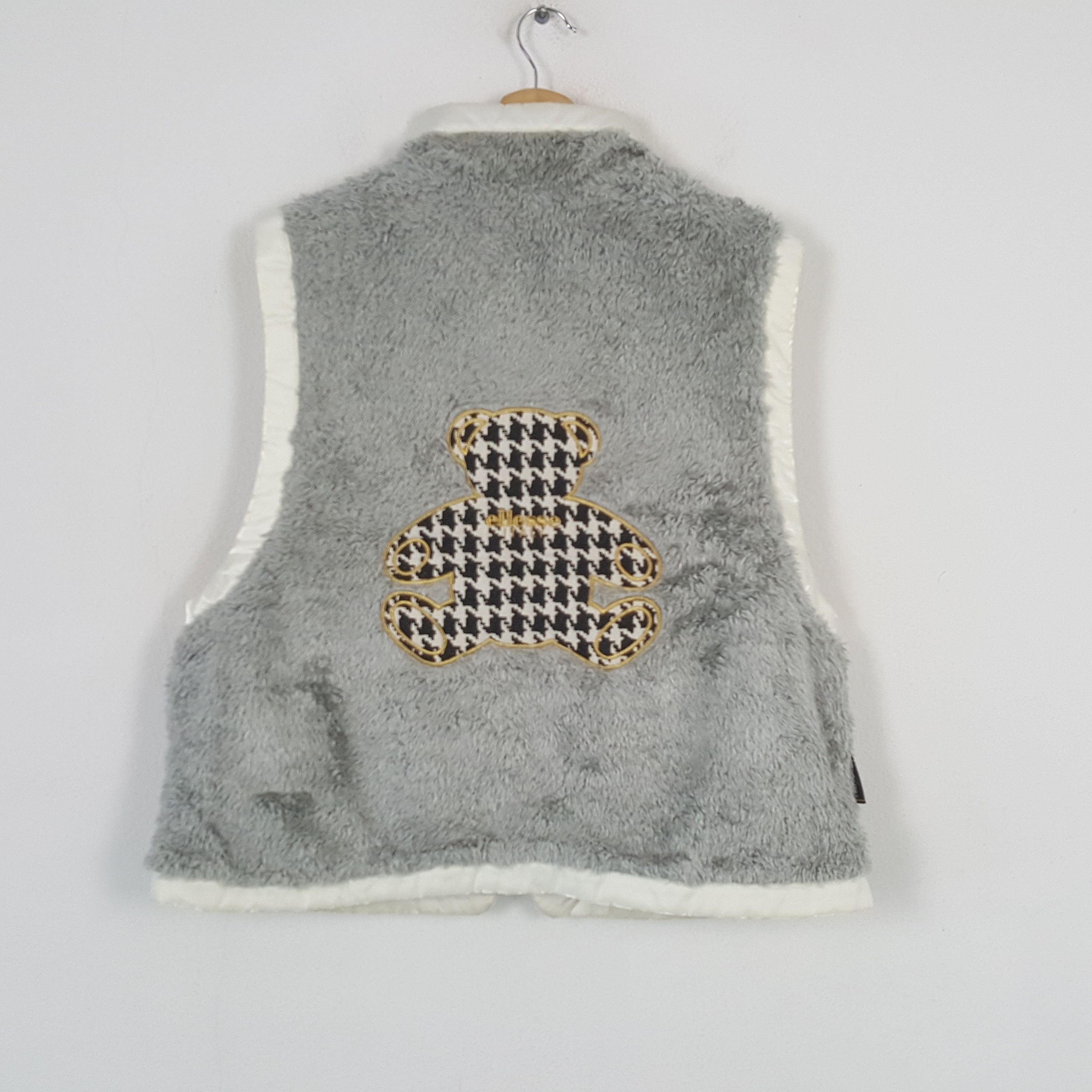 Ellesse × Vintage Vintage ELLESSE ITALY Reversible Sportswear Vest C283N15 Size L / US 10 / IT 46 - 1 Thumbnail