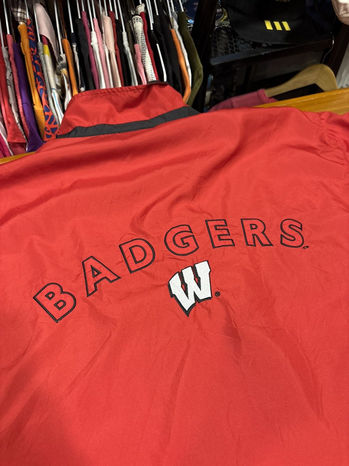 Starter Vintage Starter Wisconsin Badgers Windbreaker Jacket Size US XL / EU 56 / 4 - 9 Thumbnail