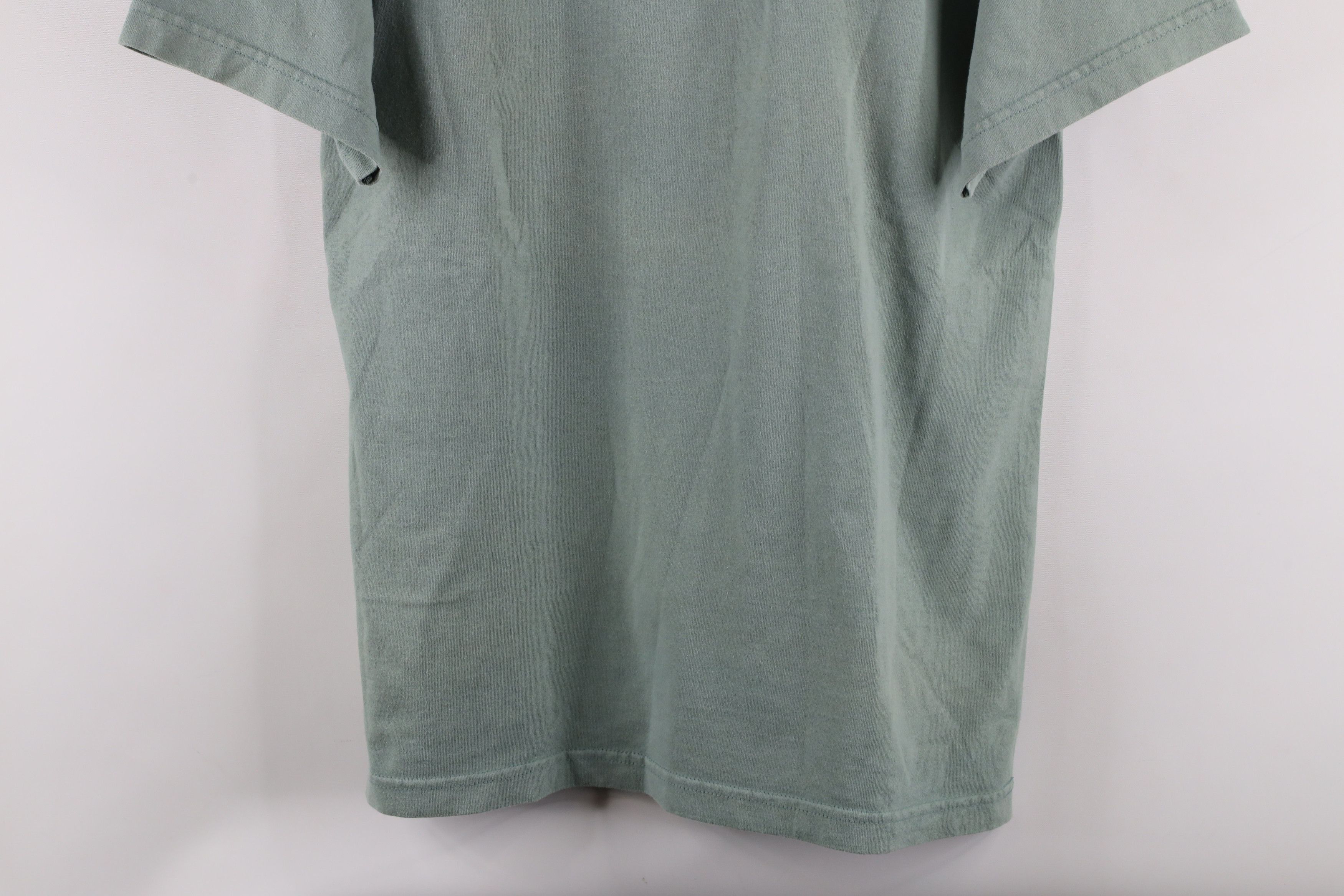 Vintage Vintage 90s Streetwear Out West Virginia T-Shirt Green USA Size US L / EU 52-54 / 3 - 3 Thumbnail