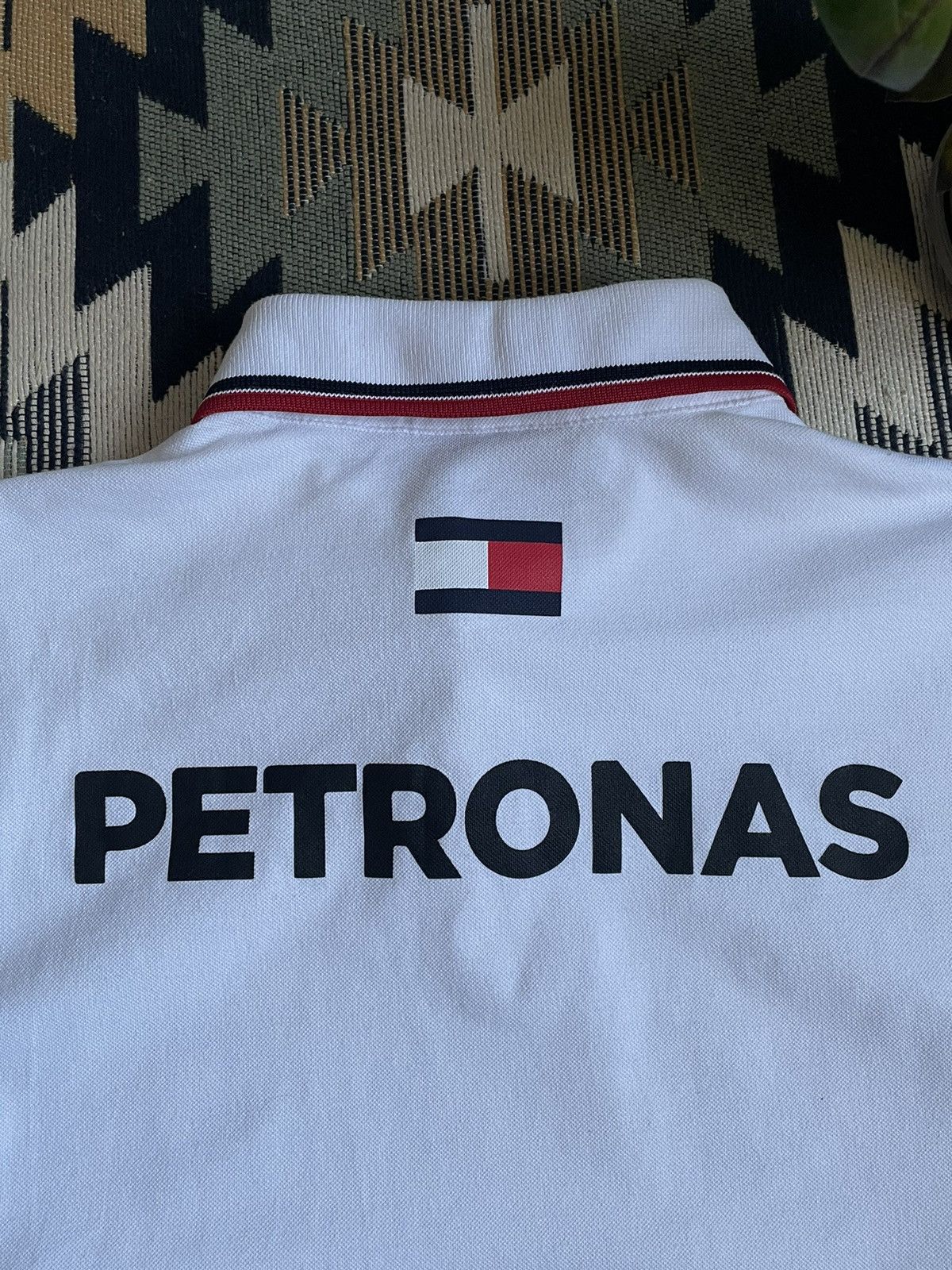 Tommy Hilfiger Mercedes Benz AMG Petronas Motosport T-shirt Size US XL / EU 56 / 4 - 8 Thumbnail