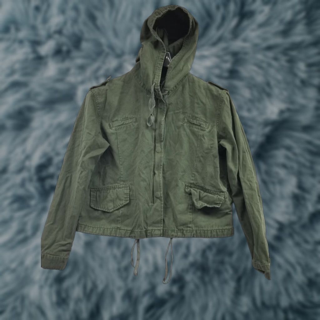 Brandy Melville Brandy Melville Green Jacket Cropped 100% Cotton OS See Measurements Military Jacket Hooded Lightweight Pockets Full Zip Casual Women One Size Green Size ONE SIZE - 1 Thumbnail