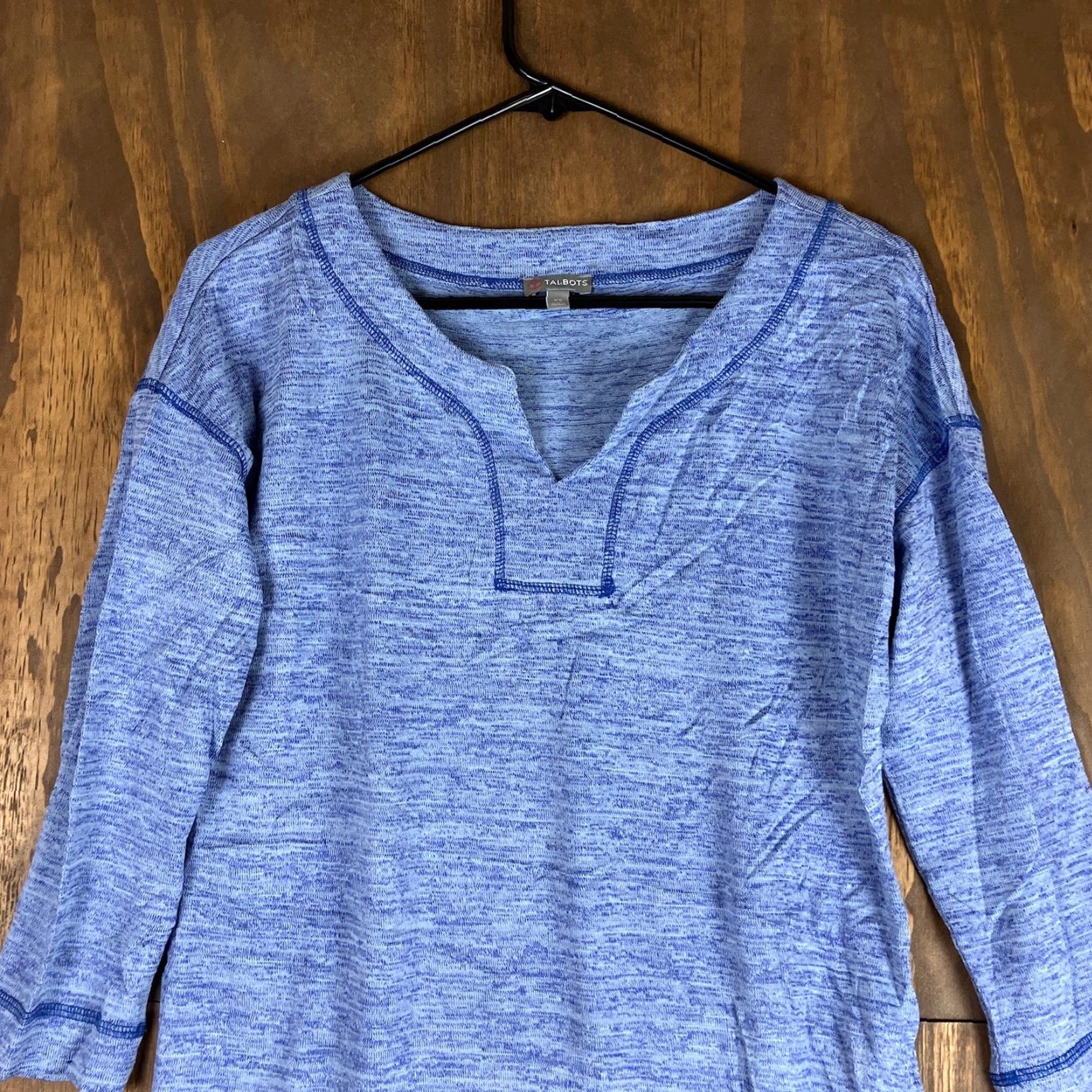 Talbots T by Talbots Shirt Women Blue 3/4 Sleeve Athletic Stretch XS V-Neck Relaxed Casual Size XS / US 0-2 / IT 36-38 - 2 Thumbnail