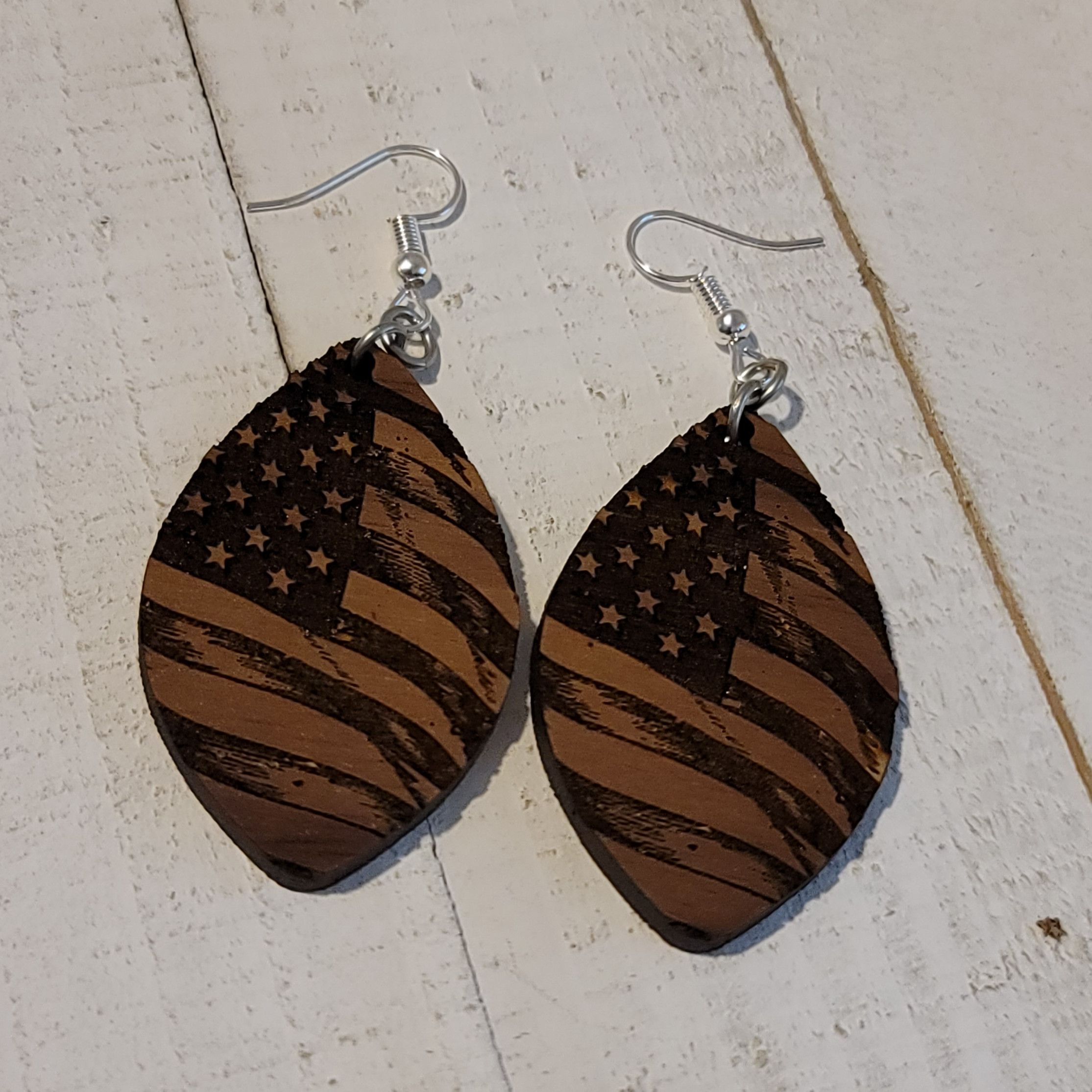 Handmade American Flag Dangle Earrings Size ONE SIZE - 2 Thumbnail