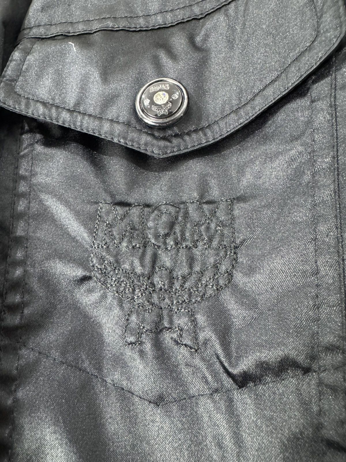 MCM MCM vintage light jacket full zip rarity logo Size M / US 6-8 / IT 42-44 - 3 Thumbnail