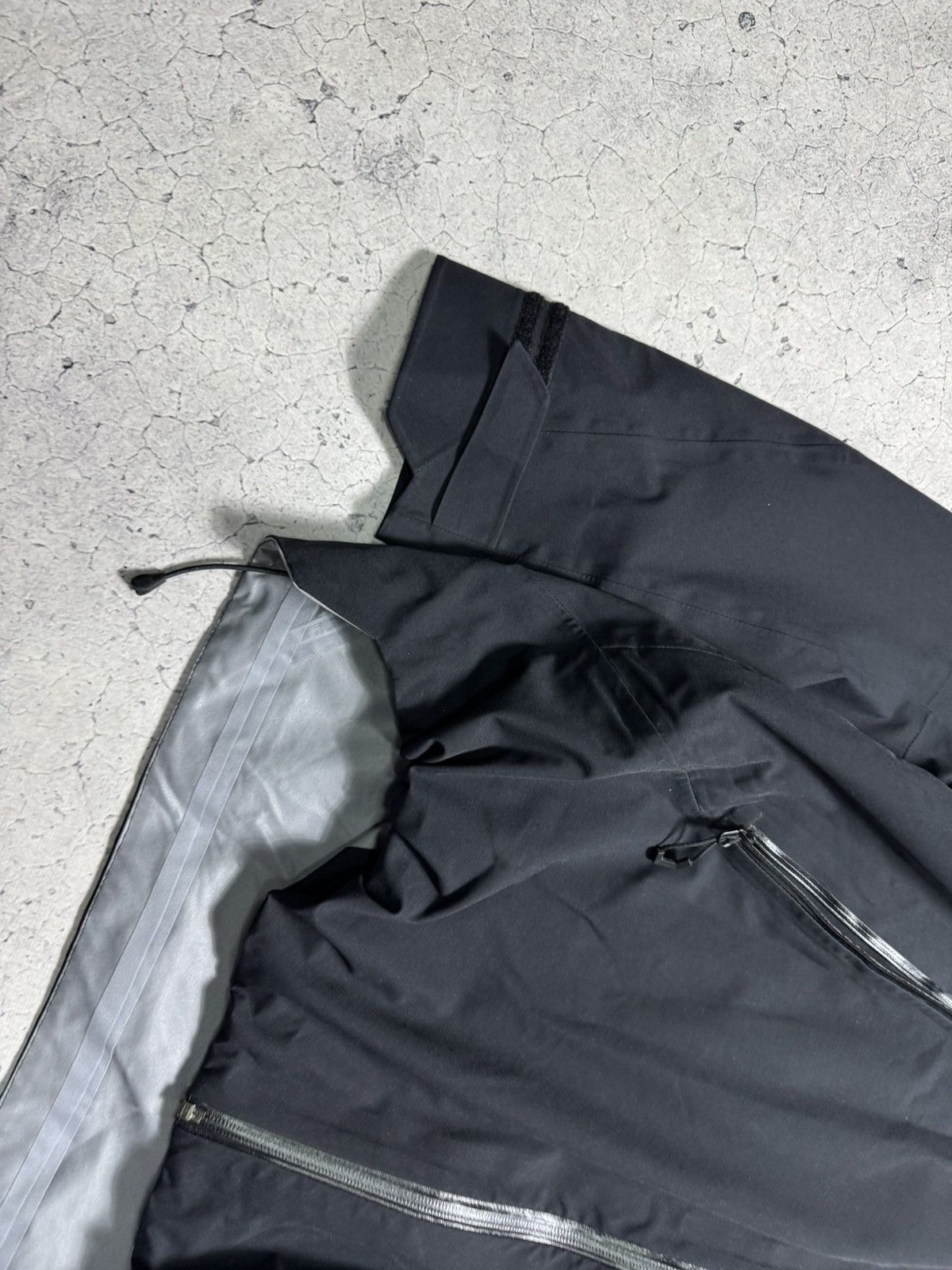 Vintage Quechua Membrane Black Nylon Gore-Tex Jacket Size US XXL / EU 58 / 5 - 2 Thumbnail