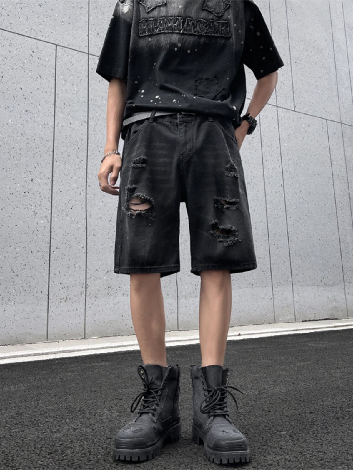 Japanese Brand × Jean Casual loose hole versatile denim shorts Size US 32 / EU 48 - 1 Thumbnail