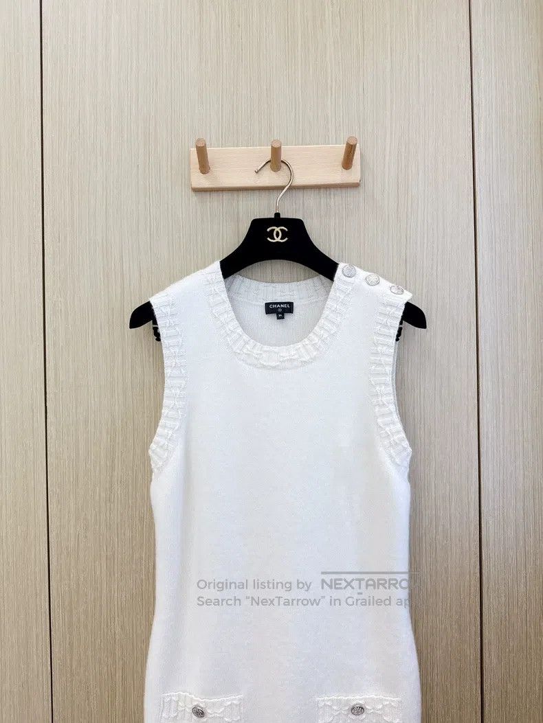 Chanel Chanel Off-white knitted sleeveless dress Size XS / US 0-2 / IT 36-38 - 2 Thumbnail
