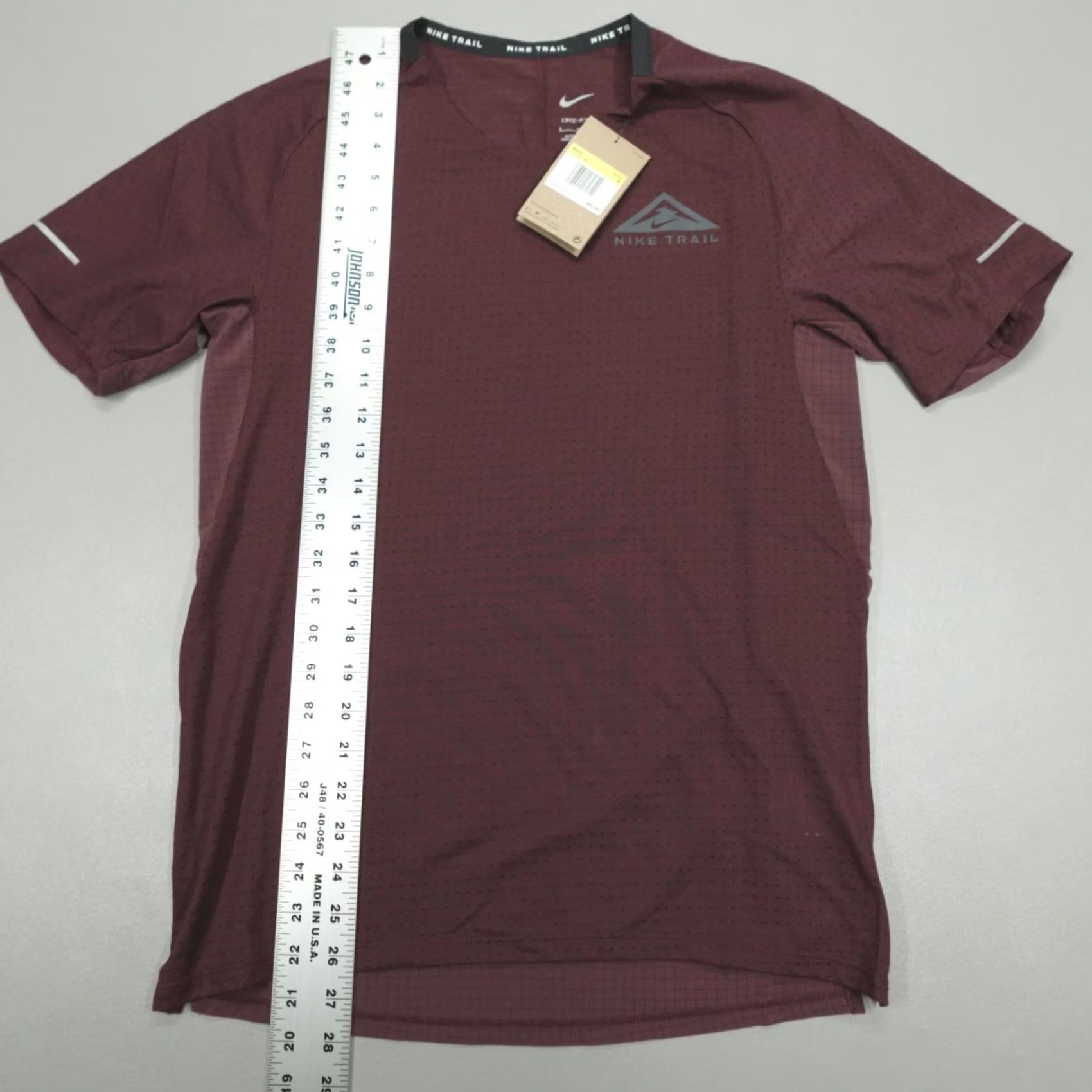 Nike Nike Trail Dri-Fit Solar Chase Running Shirt Men’s Size S Burgundy DV9305 652 Size US S / EU 44-46 / 1 - 6 Thumbnail