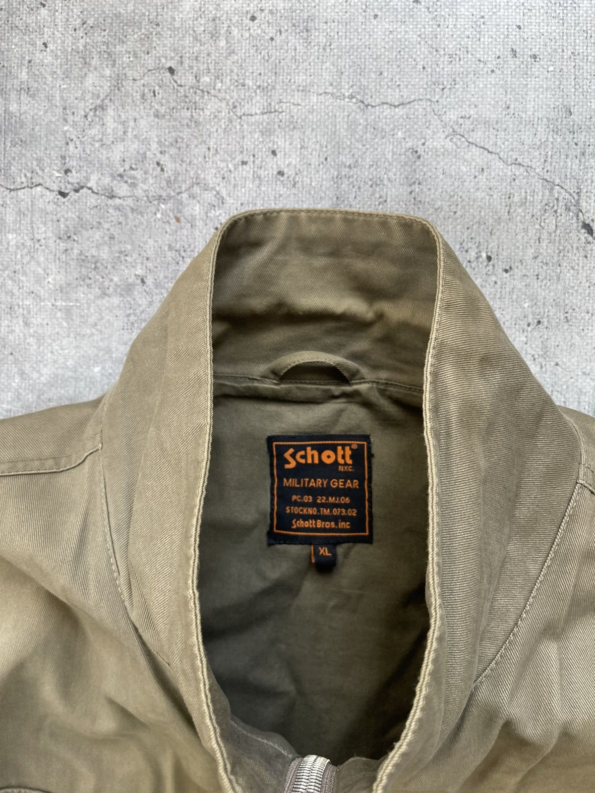 Other Vintage Schott M65 Olive Military multi-pocket Jacket Size US XL / EU 56 / 4 - 7 Thumbnail