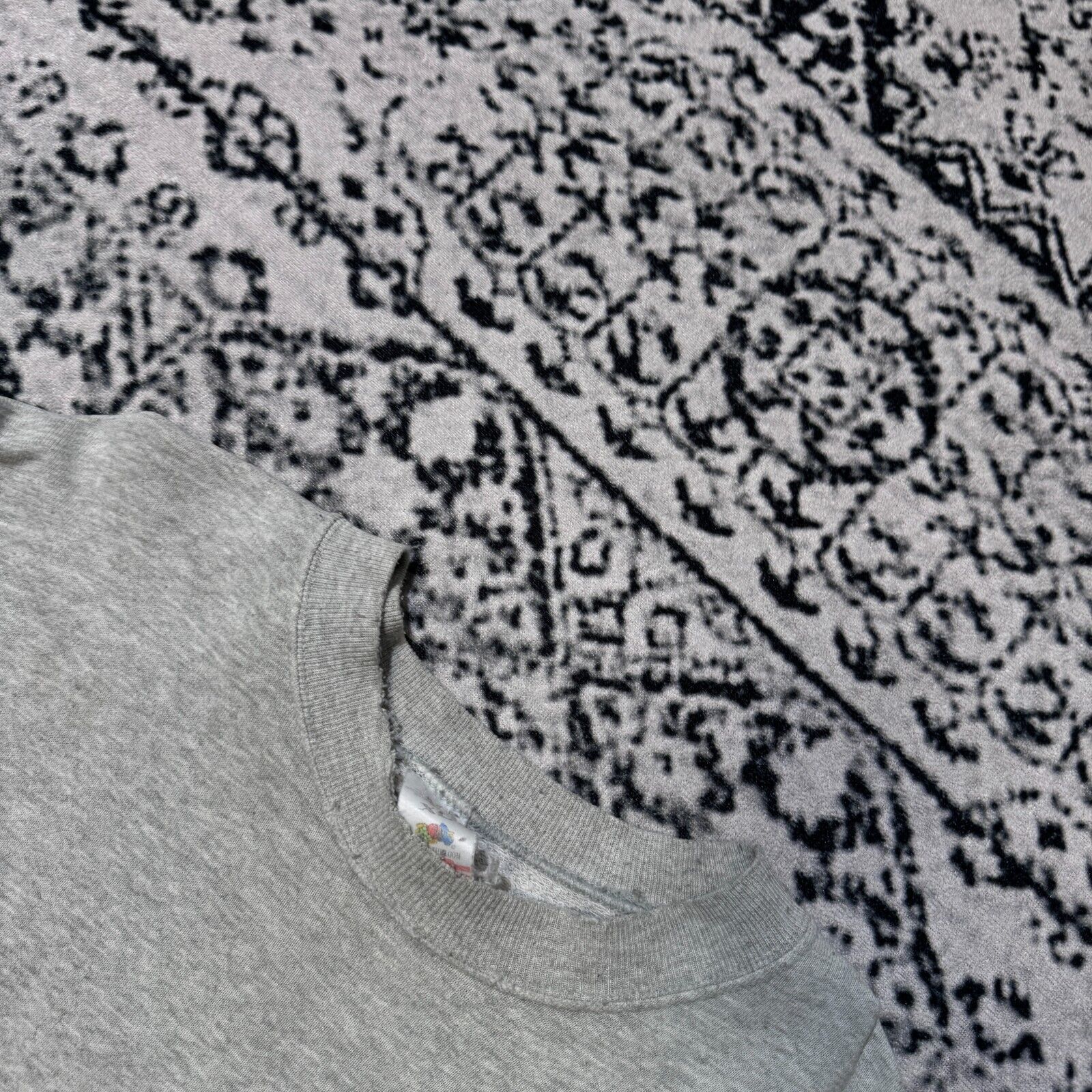 Fruit Of The Loom × Vintage Vintage Gray Cotton Crewneck Size XL Fruit Of The Loom Size US XL / EU 56 / 4 - 5 Thumbnail
