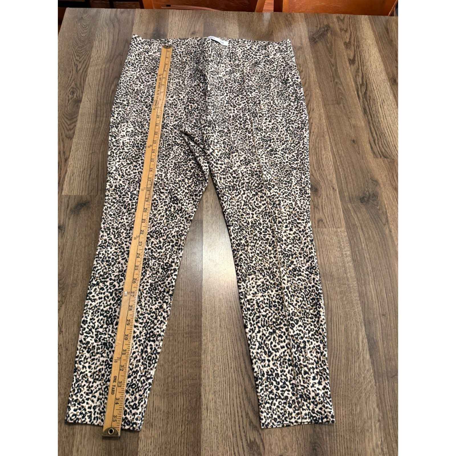 Old Navy VINTAGE Old Navy Pants Womens XL Black Cheetah Print Stevie High Rise Leggings Size 40" / US 18 - 5 Thumbnail