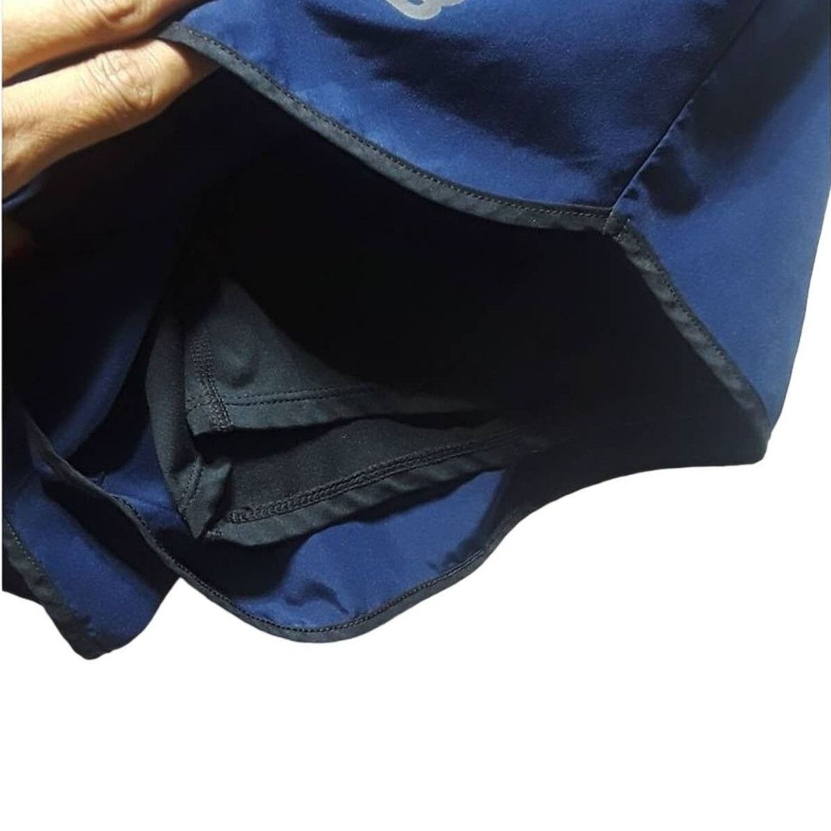 New Balance New Balance Navy Blue Running Shorts SZ Large Jogging Shorts Size 32" / US 10 / IT 46 - 7 Thumbnail