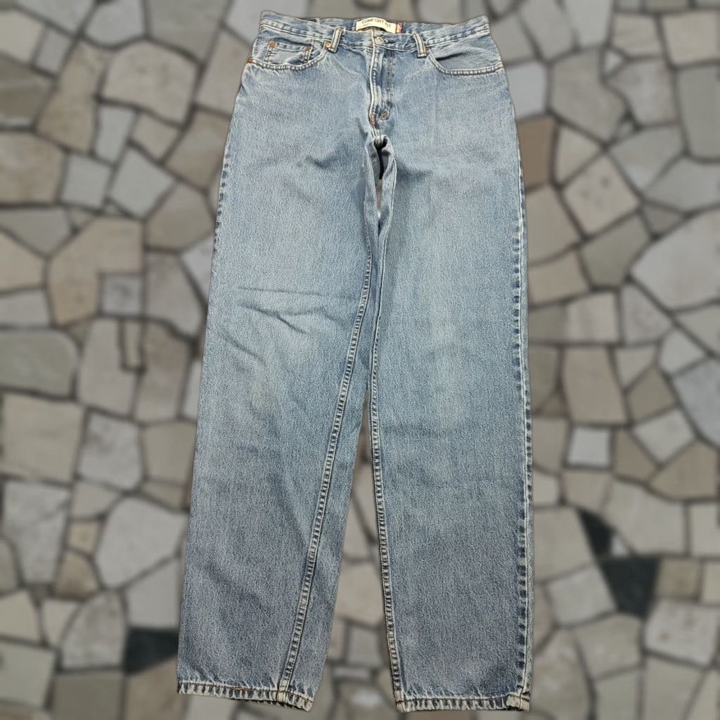 Levi's VINTAGE Levi's 560 Jeans Mens 34x35 Blue Loose Fit Tapered Leg Baggy 90s Grunge USA Denim Cotton Relaxed 5-Pocket Logo Zip Size US 34 / EU 50 - 1 Thumbnail
