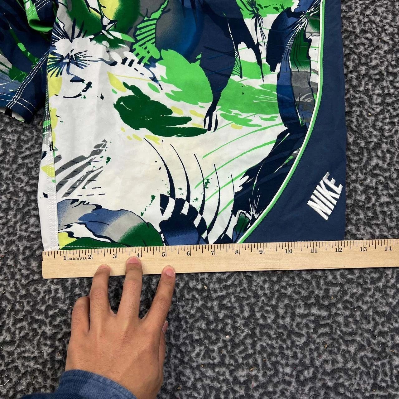 Nike Nike Board Shorts Men 32 Floral Surfing Drawstring Swim Size US 32 / EU 48 - 4 Thumbnail