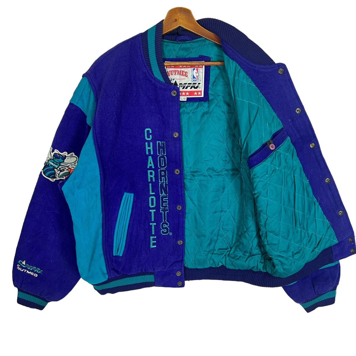 Nutmeg Nutmeg 90s Charlotte Hornets Varsity Jacket Stadium Jacket Size US L / EU 52-54 / 3 - 4 Thumbnail
