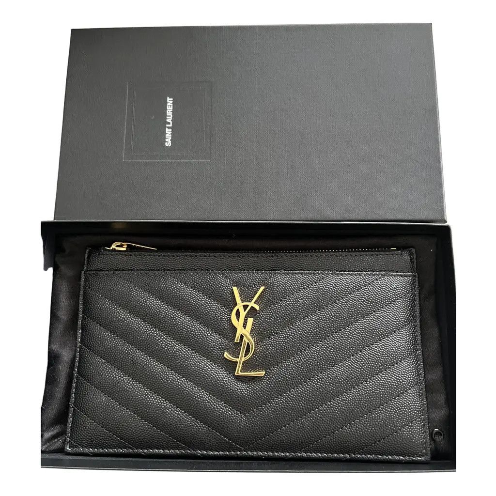 Saint Laurent Paris o1b1hav110824 Size: OS / Zipped Leather Pouch in Storm Size ONE SIZE - 1 Thumbnail