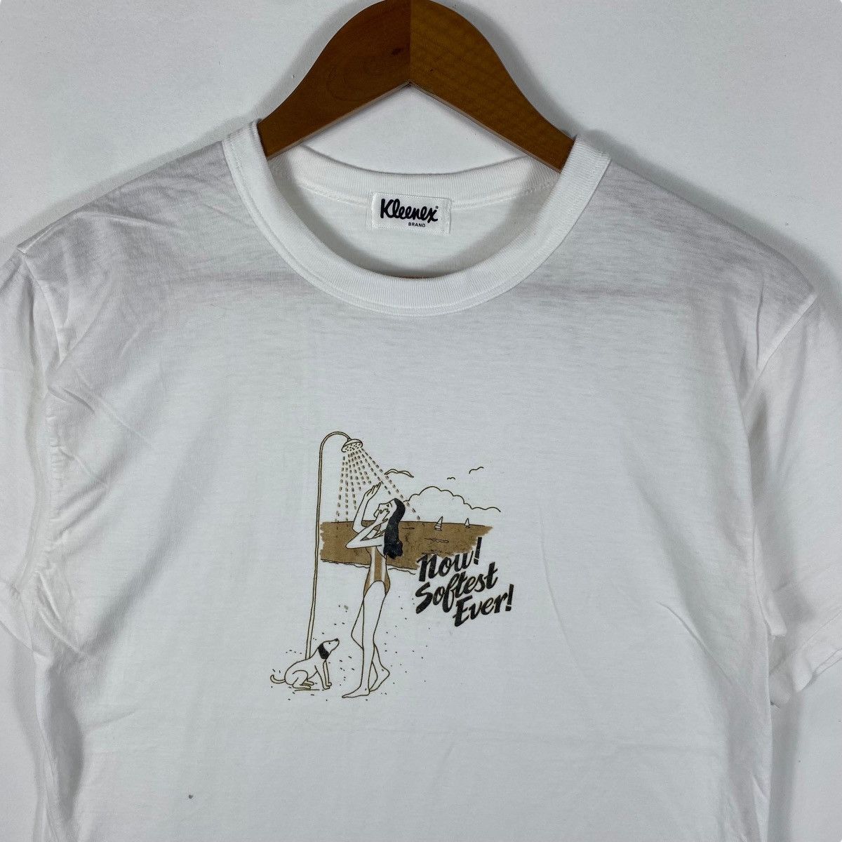 Vintage Vintage 90's KLEENEX BRAND The Softest Ever Promo Tee Shirt Size US S / EU 44-46 / 1 - 2 Thumbnail