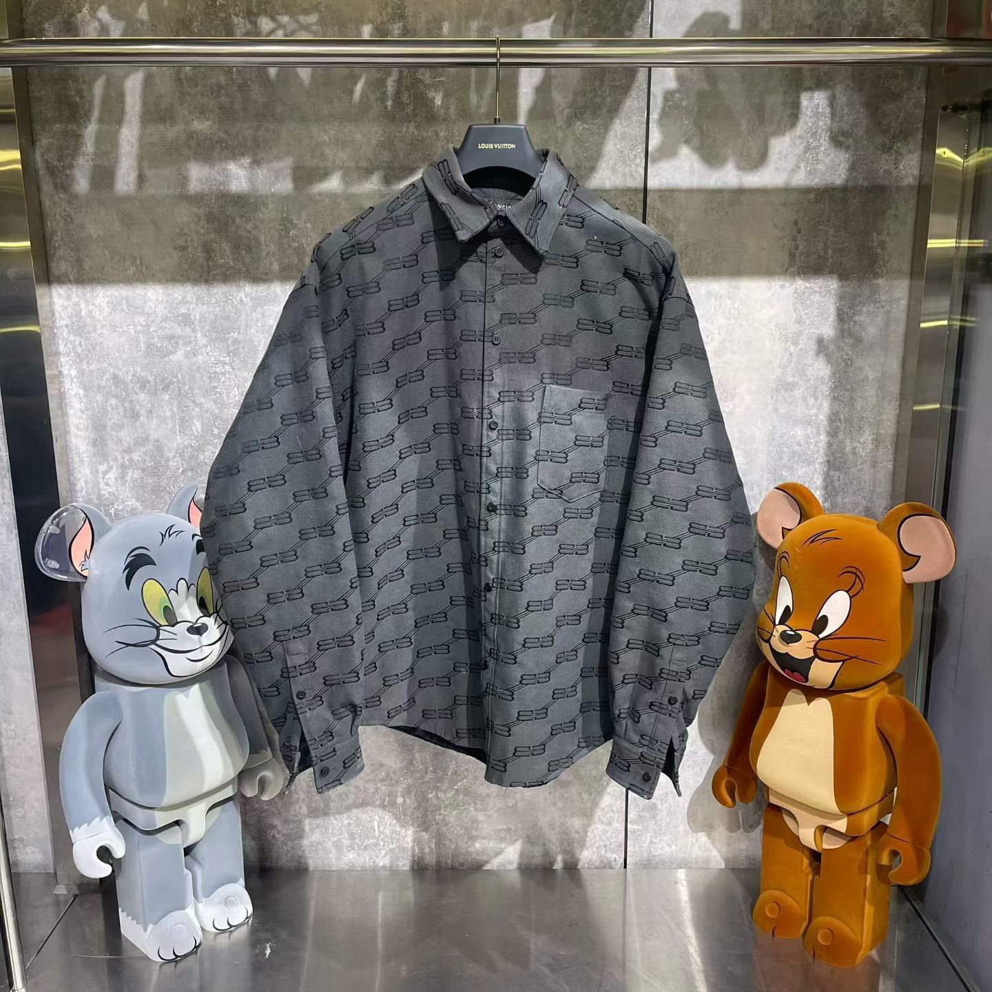 Balenciaga Balenciaga Gray Heavy Coat m Men Size US M / EU 48-50 / 2 - 1 Thumbnail
