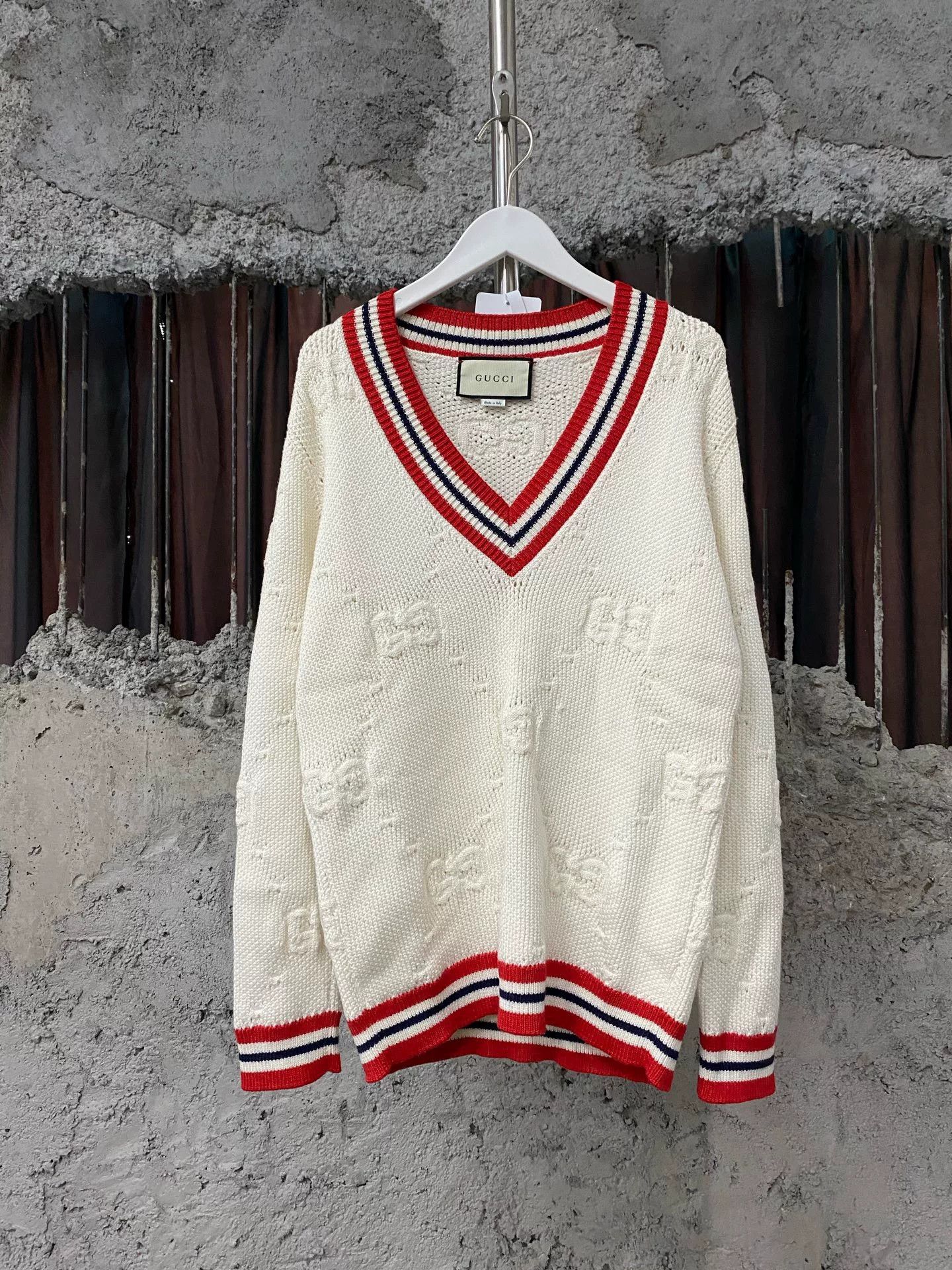 Gucci gucci red and white striped sweater Size US M / EU 48-50 / 2 - 1 Preview