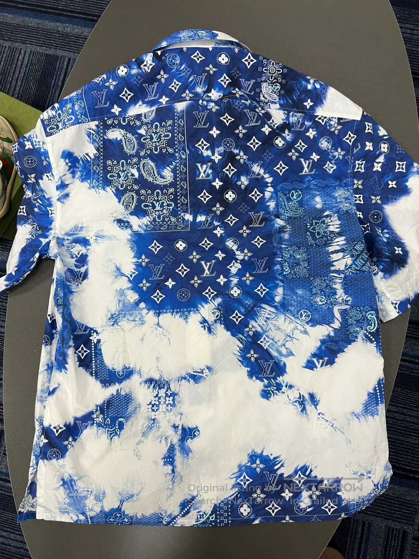 lv blue cloud logo short sleeve shirt.