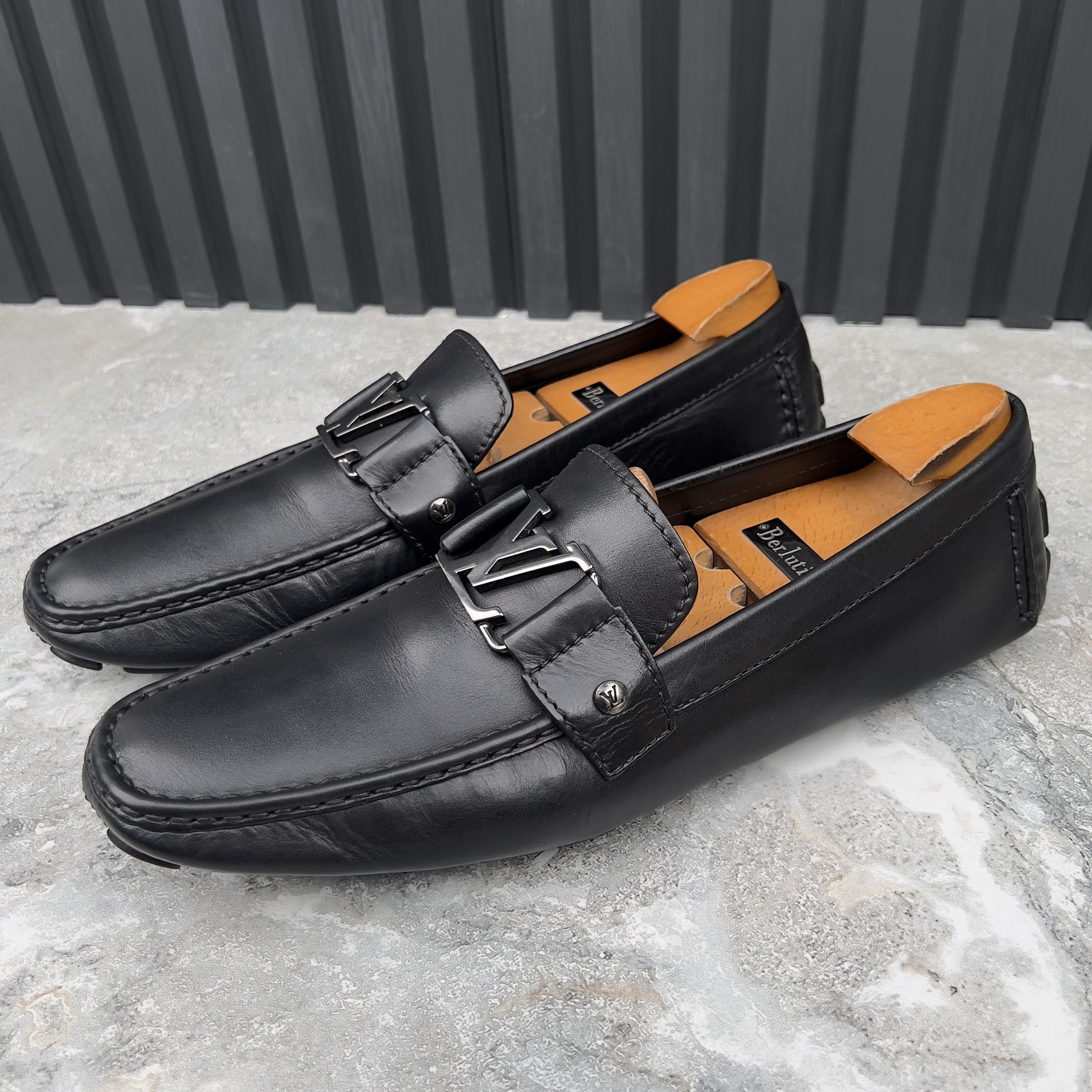 Louis Vuitton Louis Vuitton Monte Carlo Driving Moccasin Leather Size US 10.5 / EU 43-44 - 1 Thumbnail