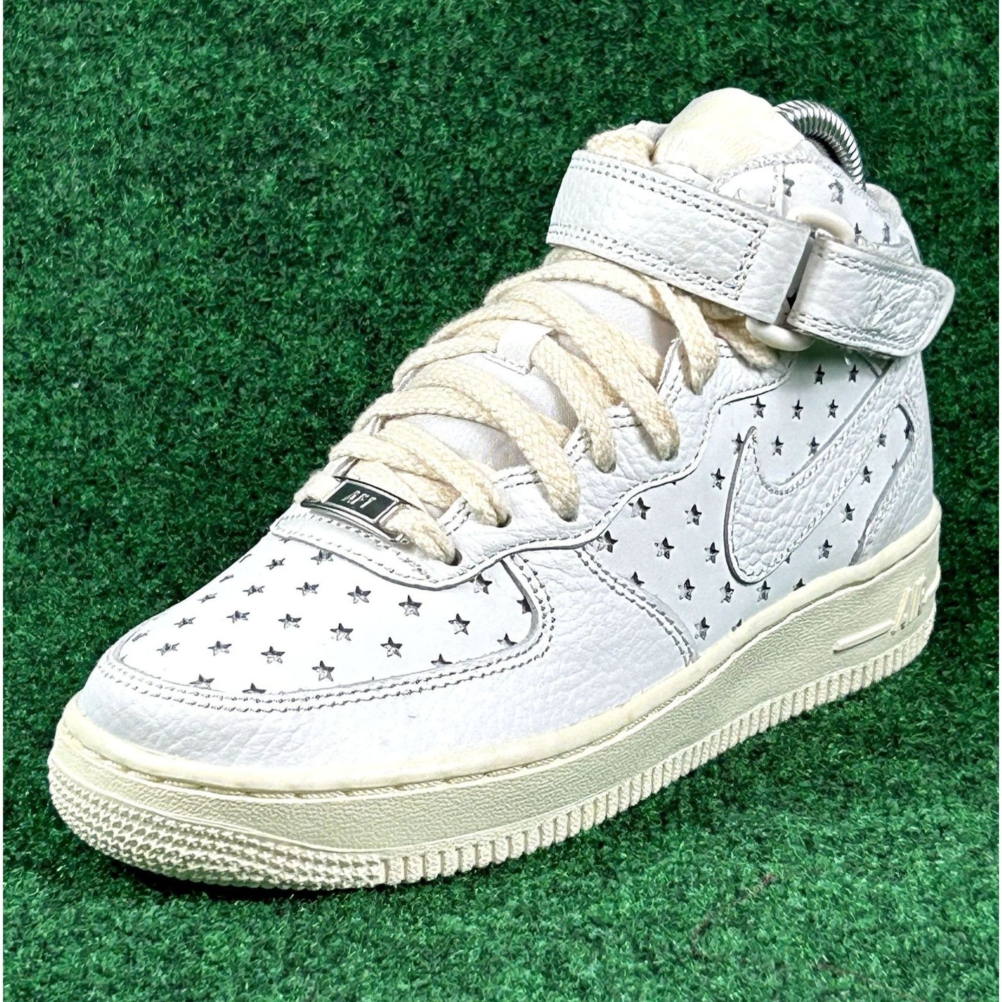 Nike Air Force Mid Cut Out Stars Summit White Womens Sz