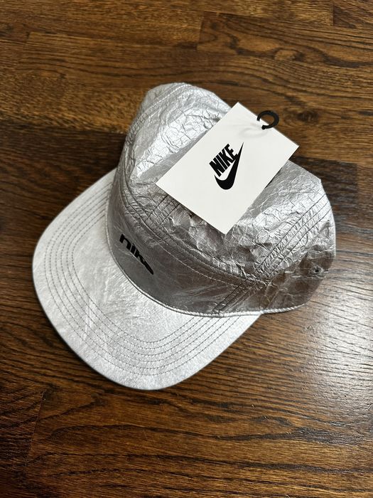 nike mars landing cap
