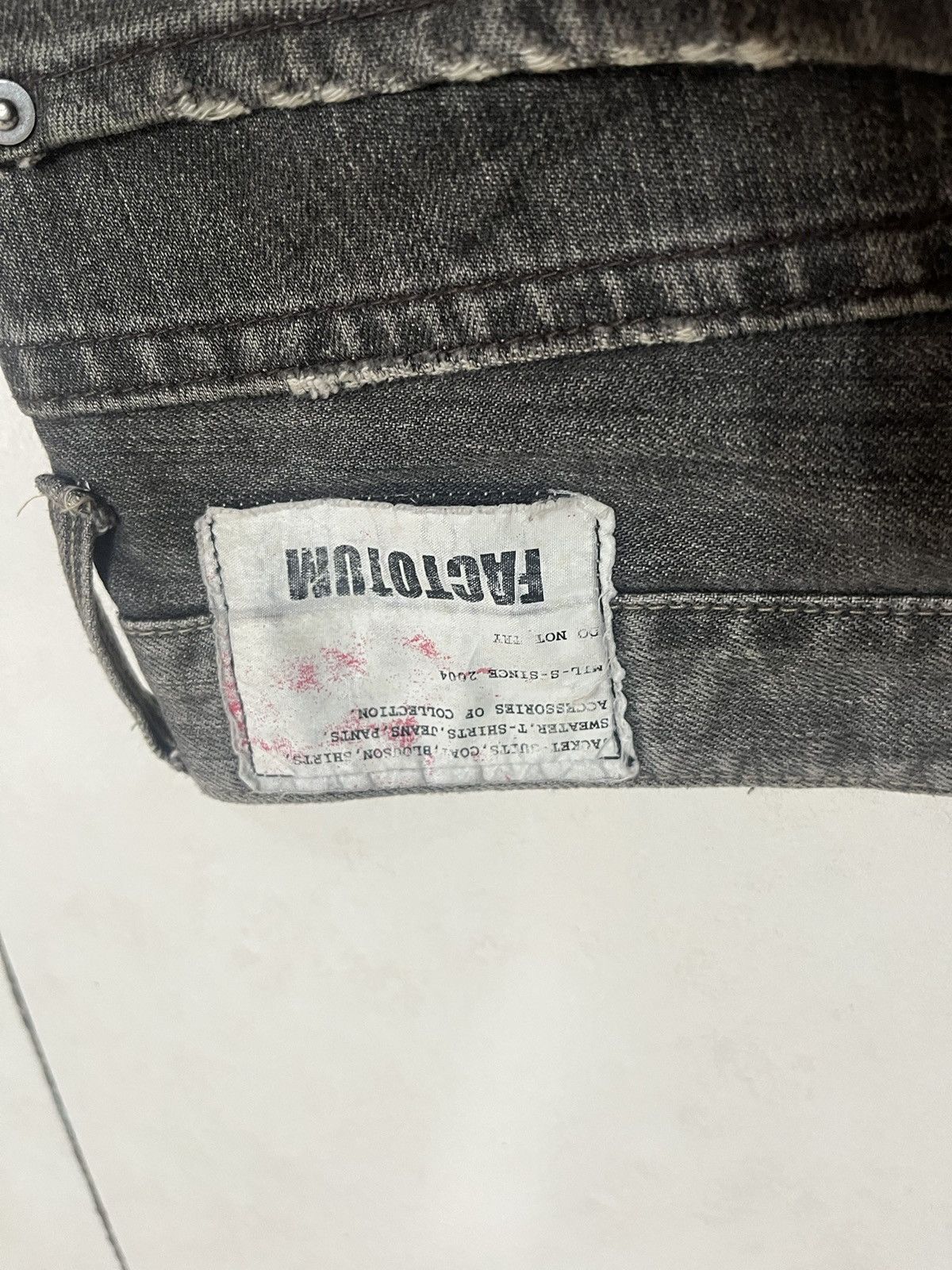 14th Addiction × FACTOTUM × Jean Factotum Japanese Distress jeans size 32 x 33 inches Size US 32 / EU 48 - 14 Thumbnail