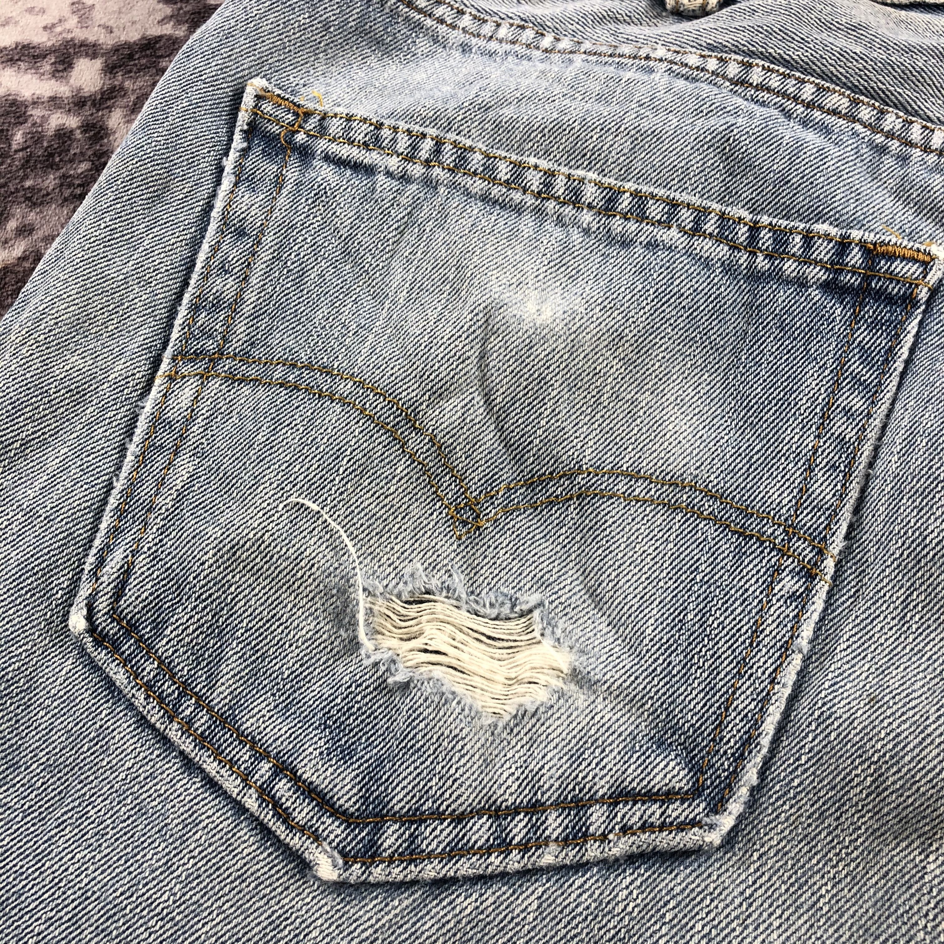 Levi's × Vintage Vintage Blue Wash Levis 550 Jeans-JM3080 Size US 37 - 6 Thumbnail