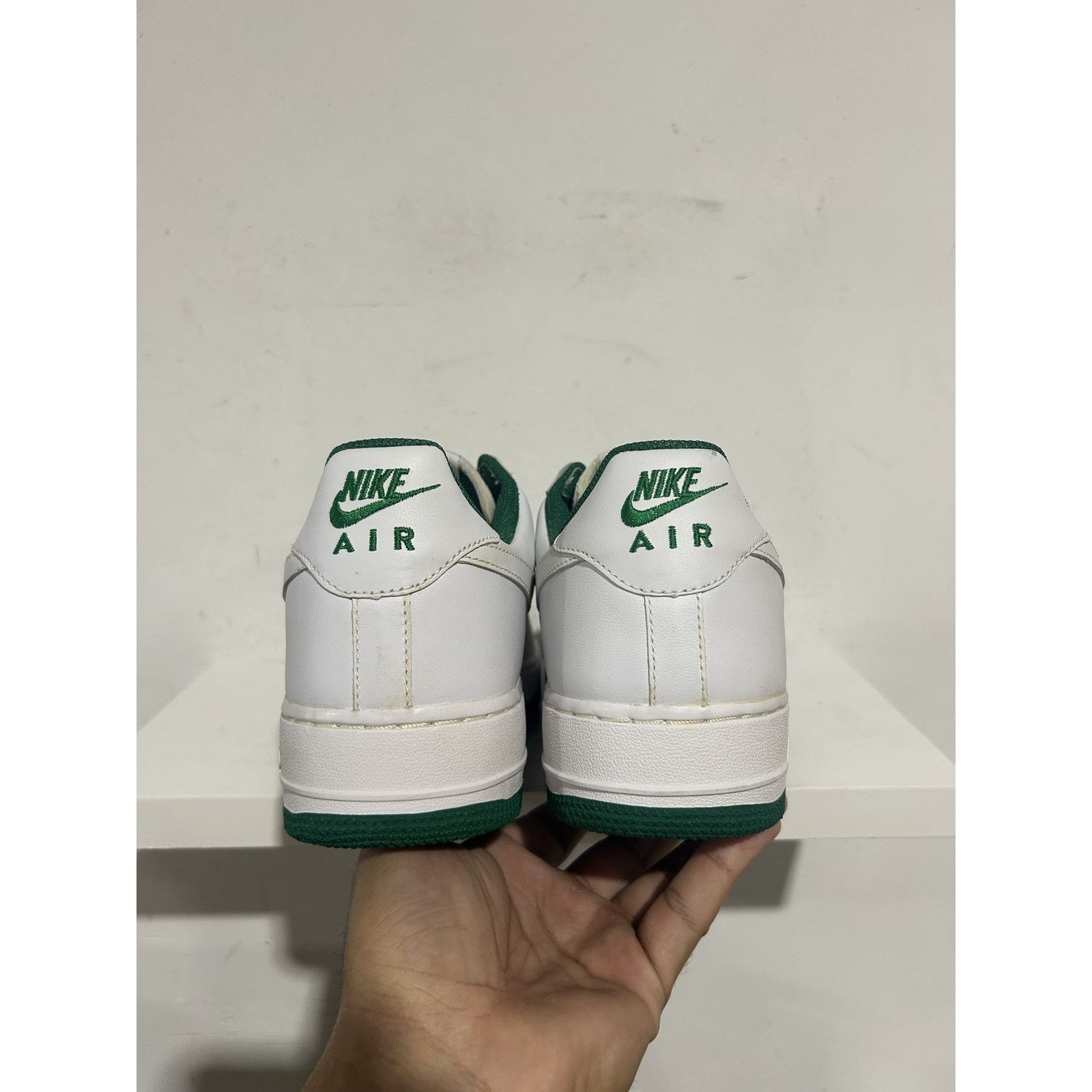 Nike NIKE AIR FORCE 1 PINE GREEN SIZE 10 NEW Size US 10 / EU 43 - 4 Thumbnail