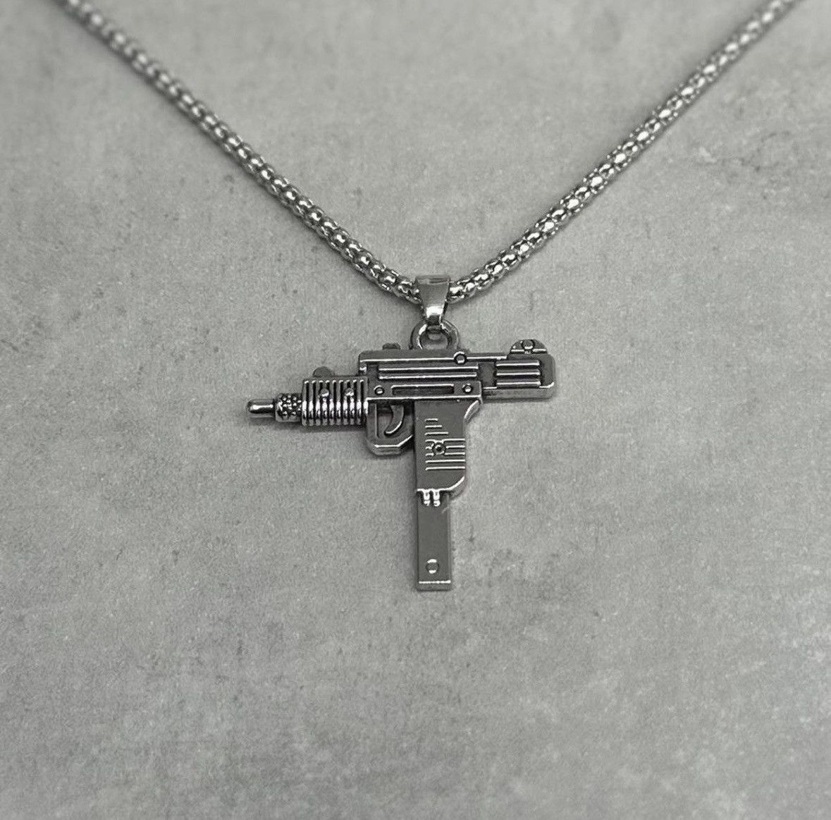 Other silver mini uzi necklace Size ONE SIZE - 1 Thumbnail