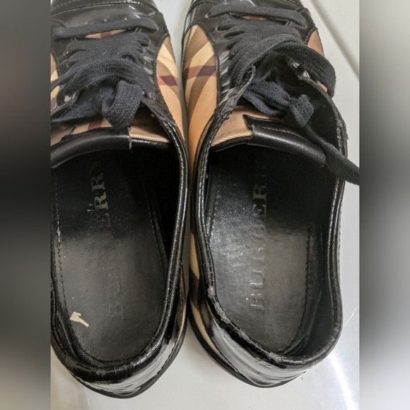Burberry Black/Beige Canvas And Patent Leather Low Top Sneakers Size US 9 / IT 39 - 10 Thumbnail