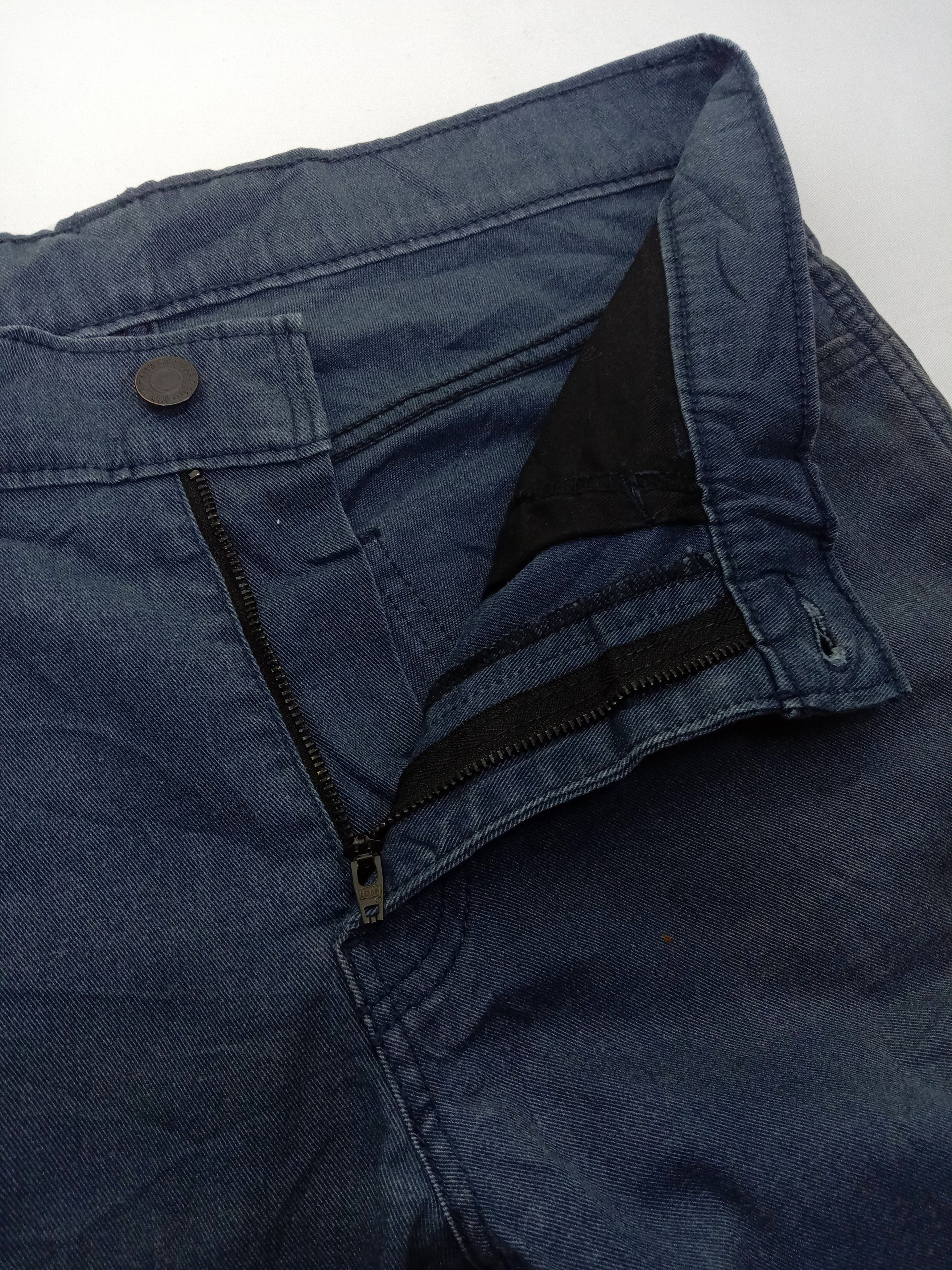 Levi's Vintage Levi's 511 Slim Jeans Size US 33 - 9 Thumbnail
