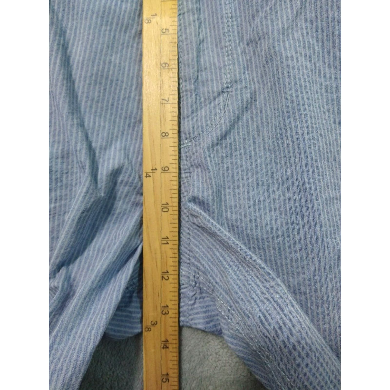 American Eagle Outfitters American Eagle Shorts Mens 33 x 10 Blue Striped Cargo Classic Baggy Mid Rise Size US 33 - 4 Thumbnail