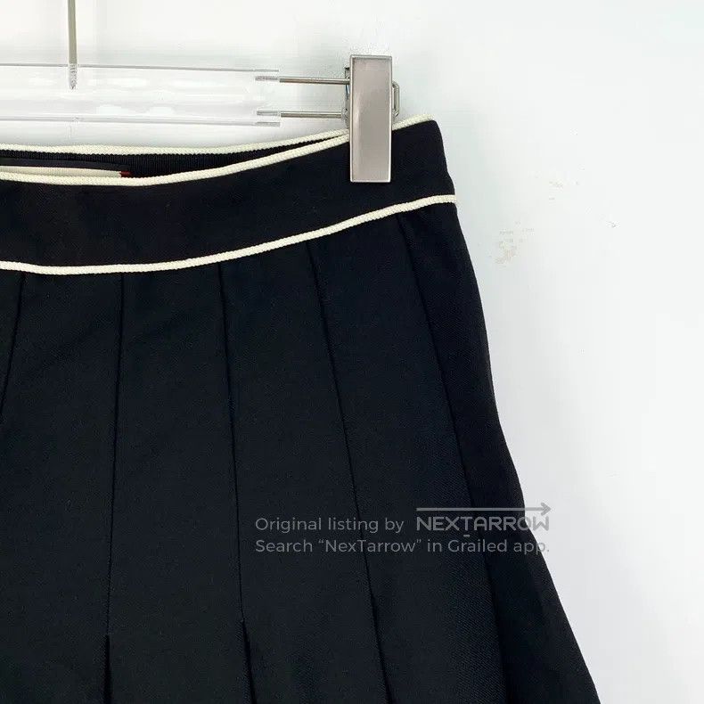 Other Gucci Black wool casual pleated skirt Size 27" / US 4 / IT 40 - 3 Thumbnail
