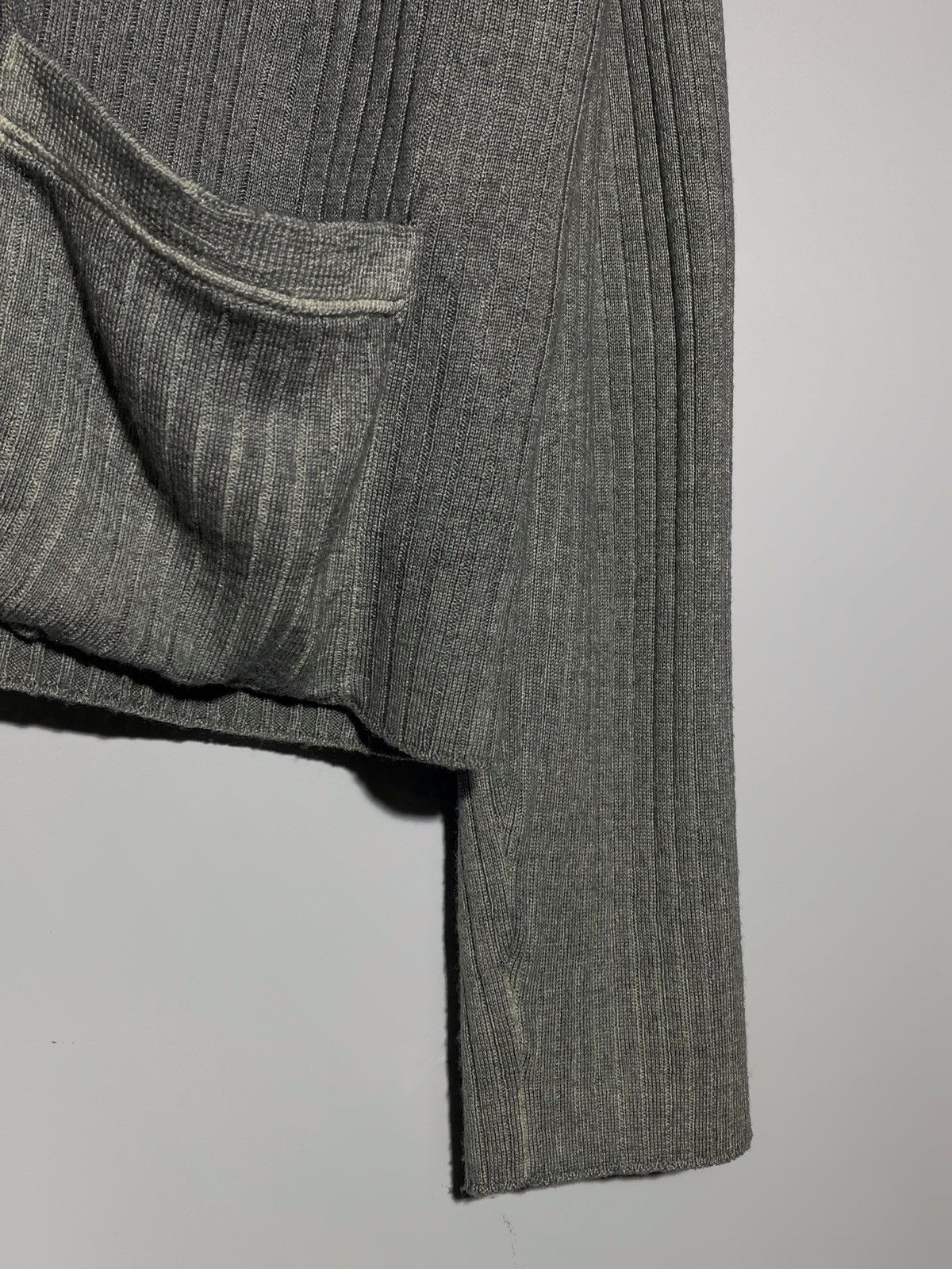 Prada Prada wool silk grey v-neck cardigan sweater Size US XL / EU 56 / 4 - 6 Thumbnail