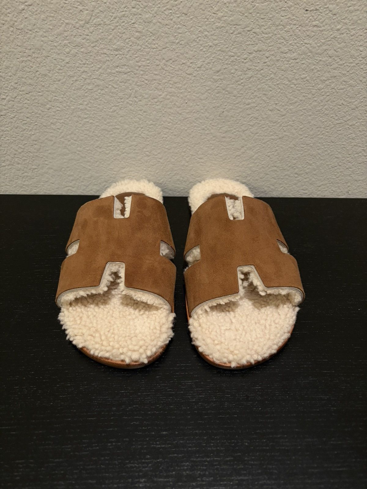 Hermes Izmir Brown Suede Shearling Sandals Size US 8.5 / EU 41-42 - 2 Thumbnail