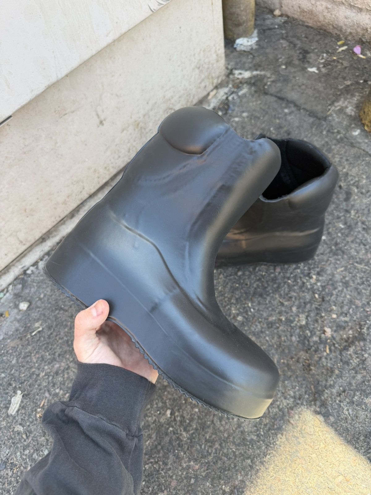 Yeezy YZY SL-03 Boot Size US 9 / EU 42 - 3 Thumbnail