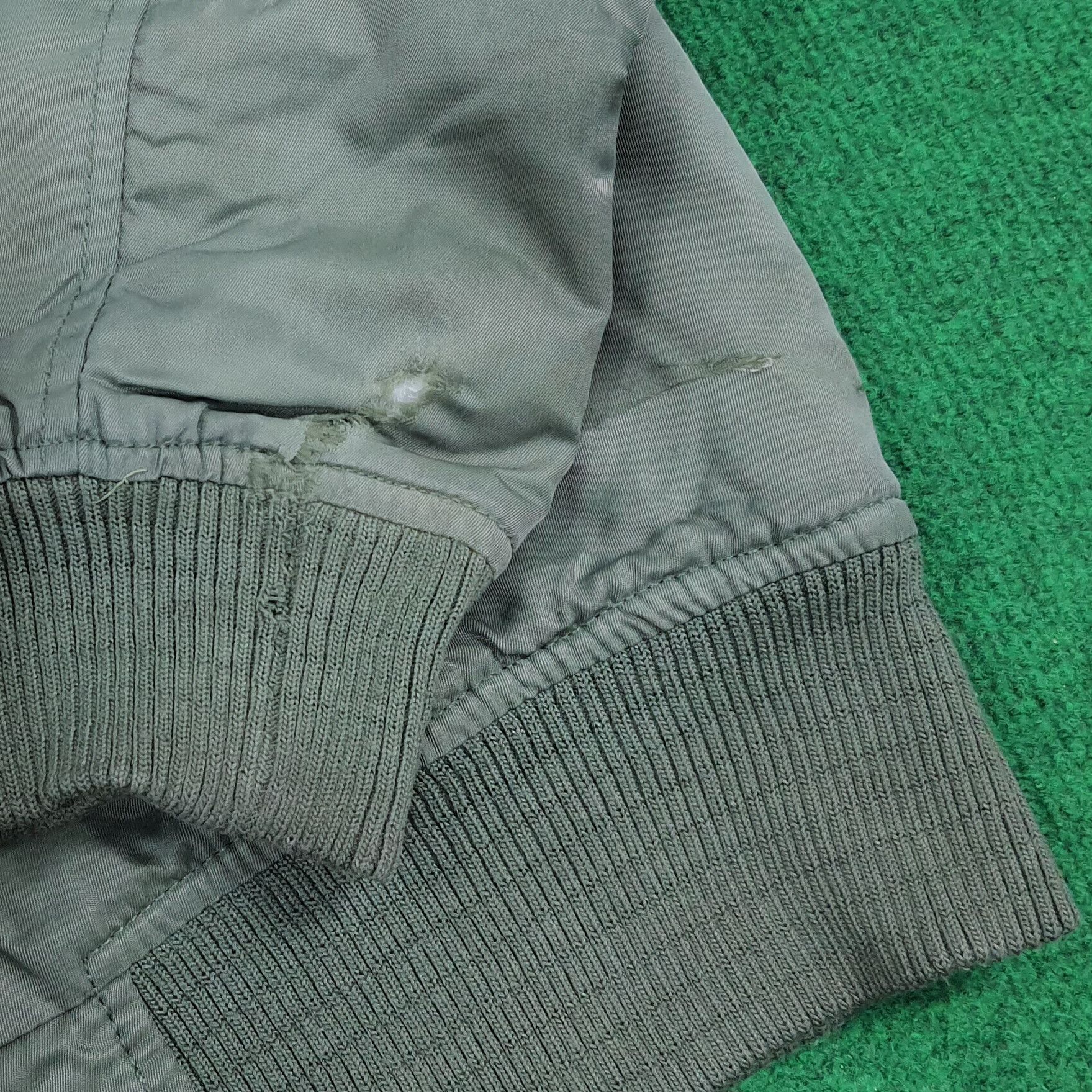 Vintage Vintage North Carolina SIMPSON USA Bomber Jacket Size US L / EU 52-54 / 3 - 14 Thumbnail