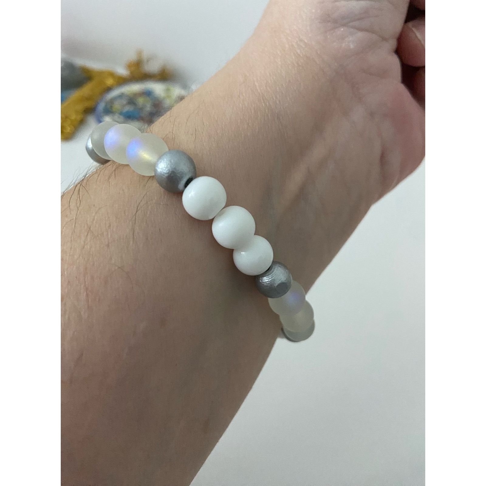 Handmade bead bracelet with snowflake charm Size ONE SIZE - 2 Thumbnail