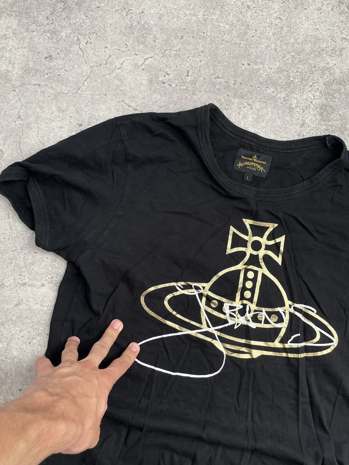Vivienne Westwood VIVIENNE WESTWOOD T-SHIRT BIG LOGO GRAPHIC DESIGN Size US L / EU 52-54 / 3 - 3 Thumbnail