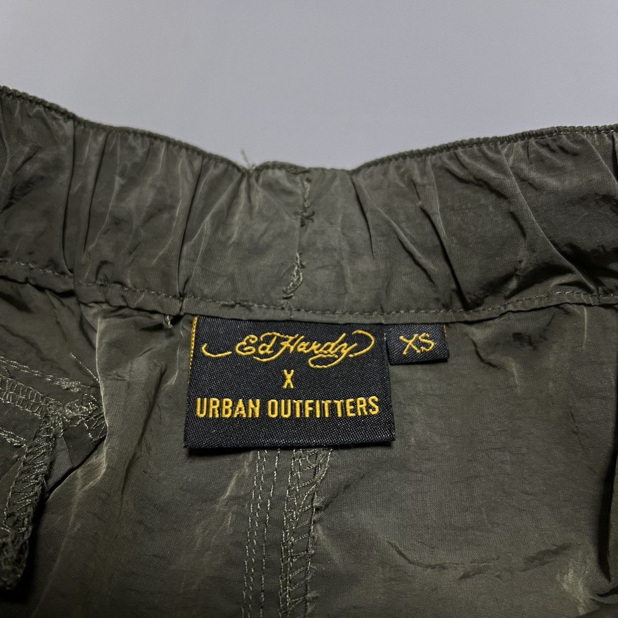 Ed Hardy × Urban Outfitters Ed Hardy x Urban Outfitters Big Logo Cargo Nylon Pants Baggy Size US 30 / EU 46 - 14 Thumbnail